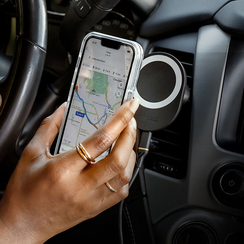 EXPRESS Wireless Car Mount Charger with MagSafe